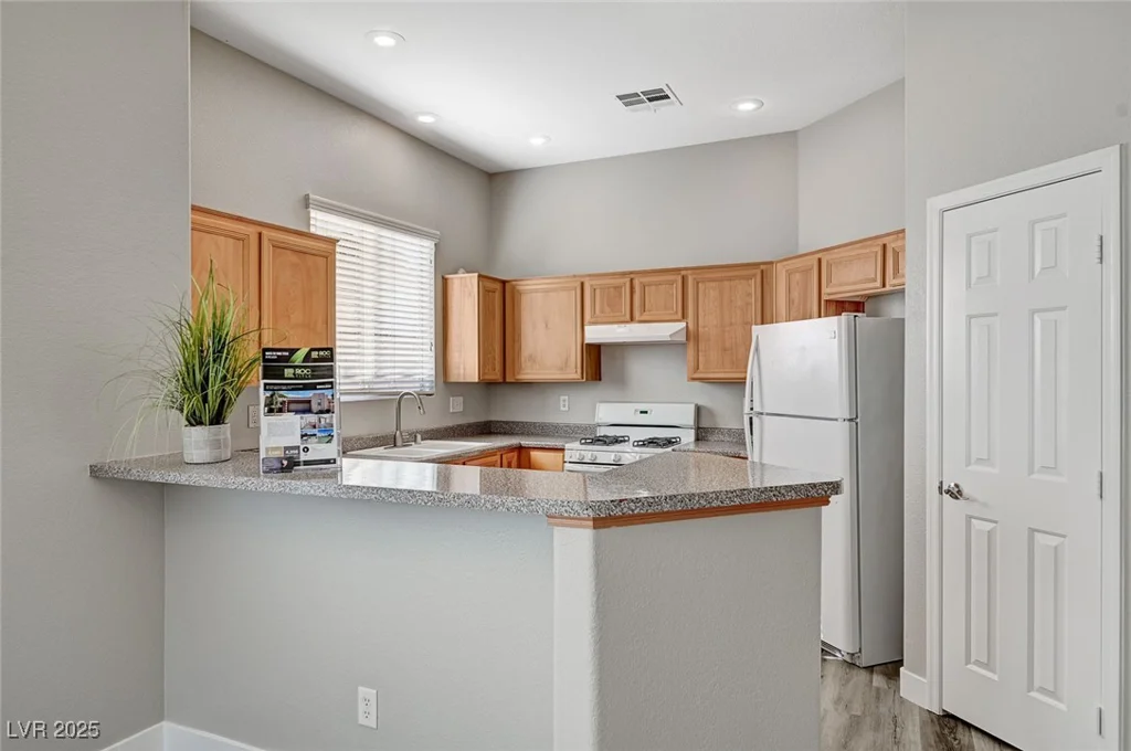 185 Coney Island, Las Vegas, NV 89123