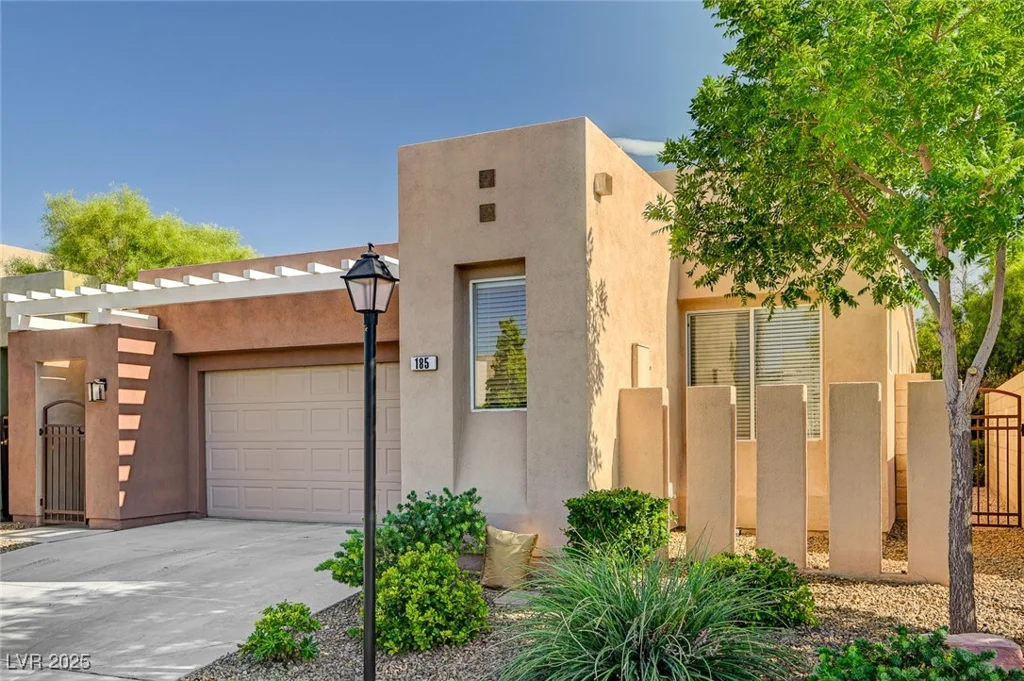 185 Coney Island, Las Vegas, NV 89123