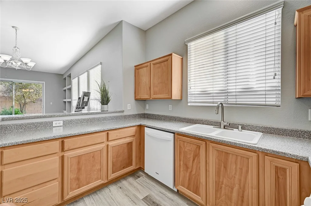 185 Coney Island, Las Vegas, NV 89123