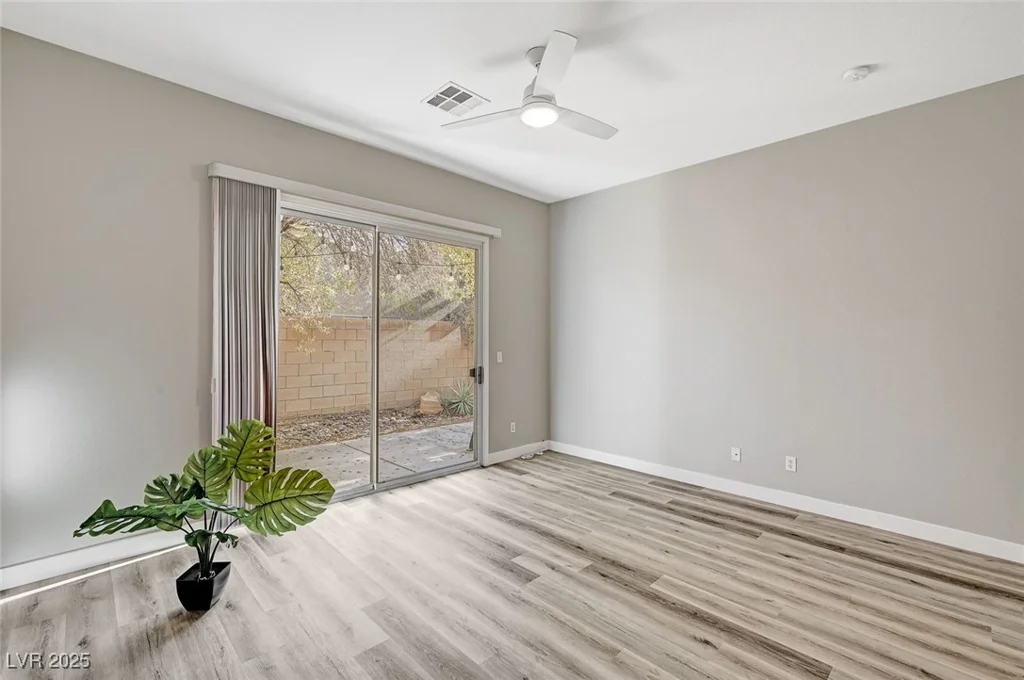 185 Coney Island, Las Vegas, NV 89123