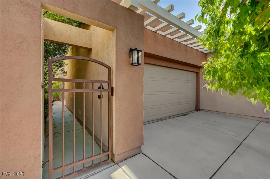 185 Coney Island, Las Vegas, NV 89123
