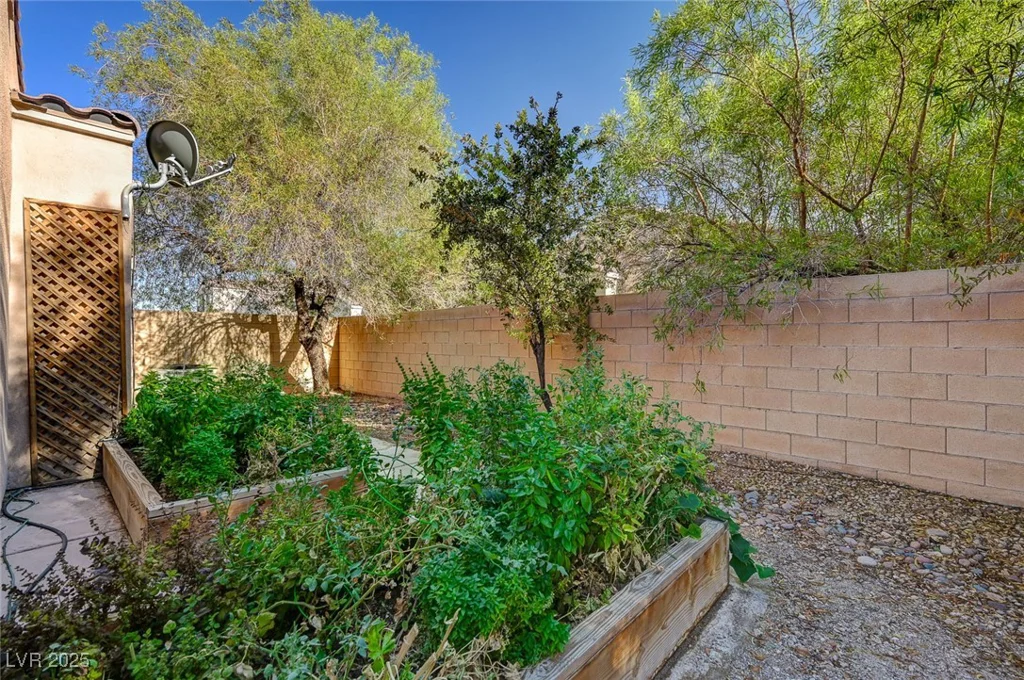185 Coney Island, Las Vegas, NV 89123