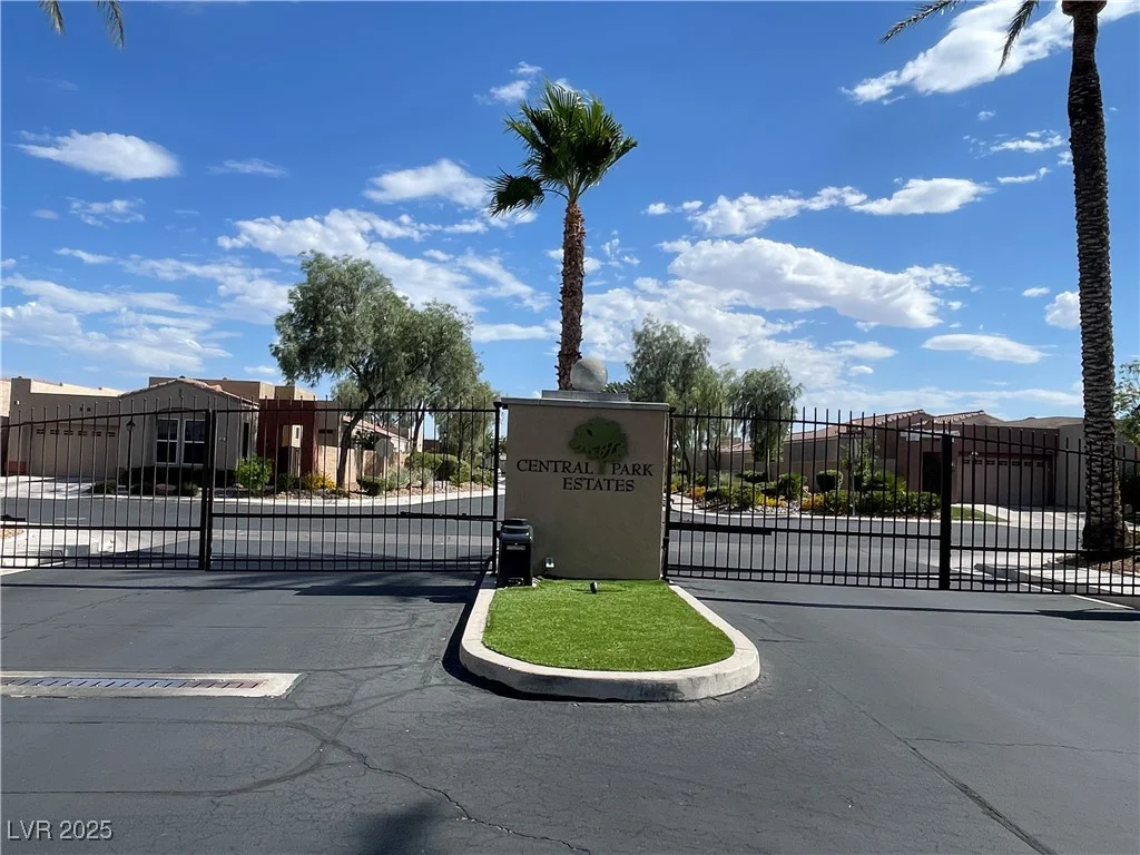 185 Coney Island, Las Vegas, NV 89123