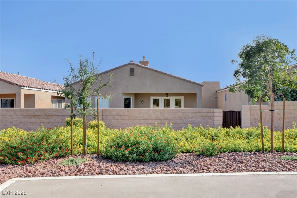 185 Coney Island, Las Vegas, NV 89123