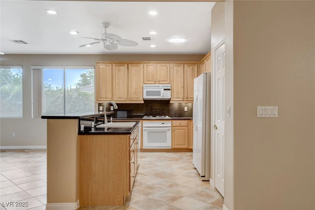 10308 Wellside Hill, Las Vegas, NV 89145