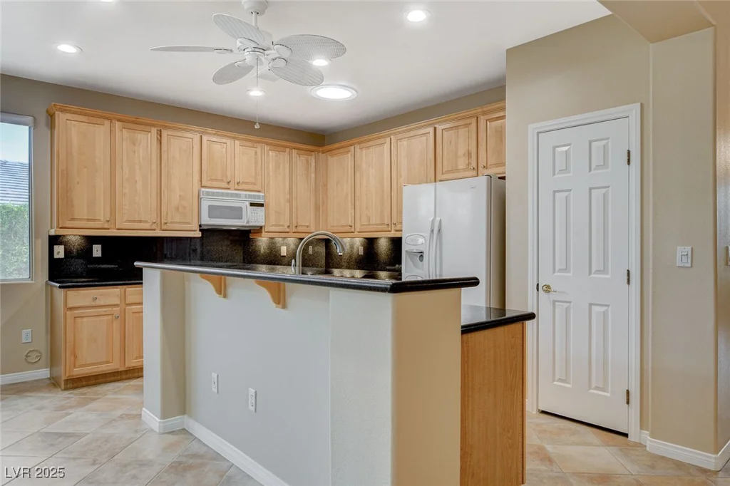 10308 Wellside Hill, Las Vegas, NV 89145