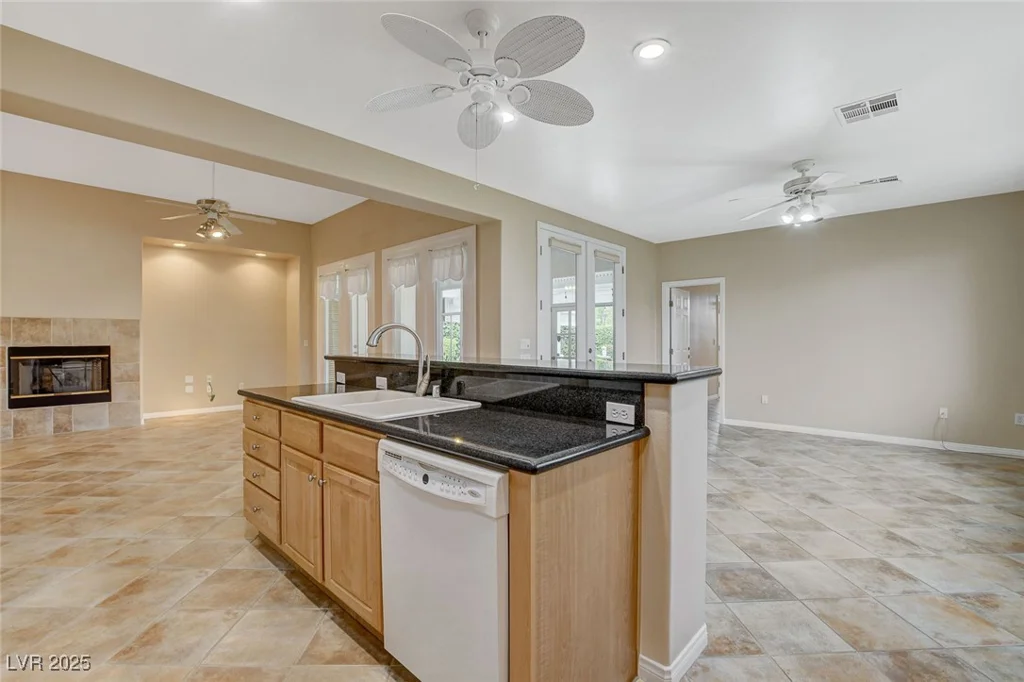 10308 Wellside Hill, Las Vegas, NV 89145