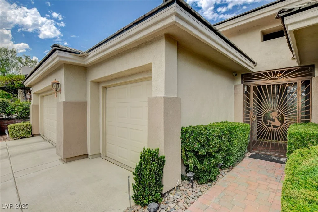 10308 Wellside Hill, Las Vegas, NV 89145