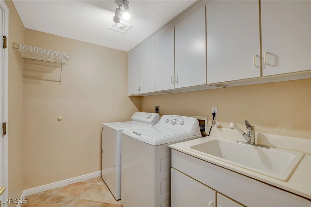 10308 Wellside Hill, Las Vegas, NV 89145