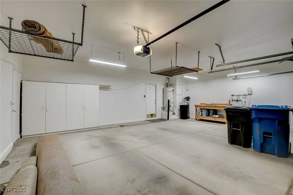 10308 Wellside Hill, Las Vegas, NV 89145