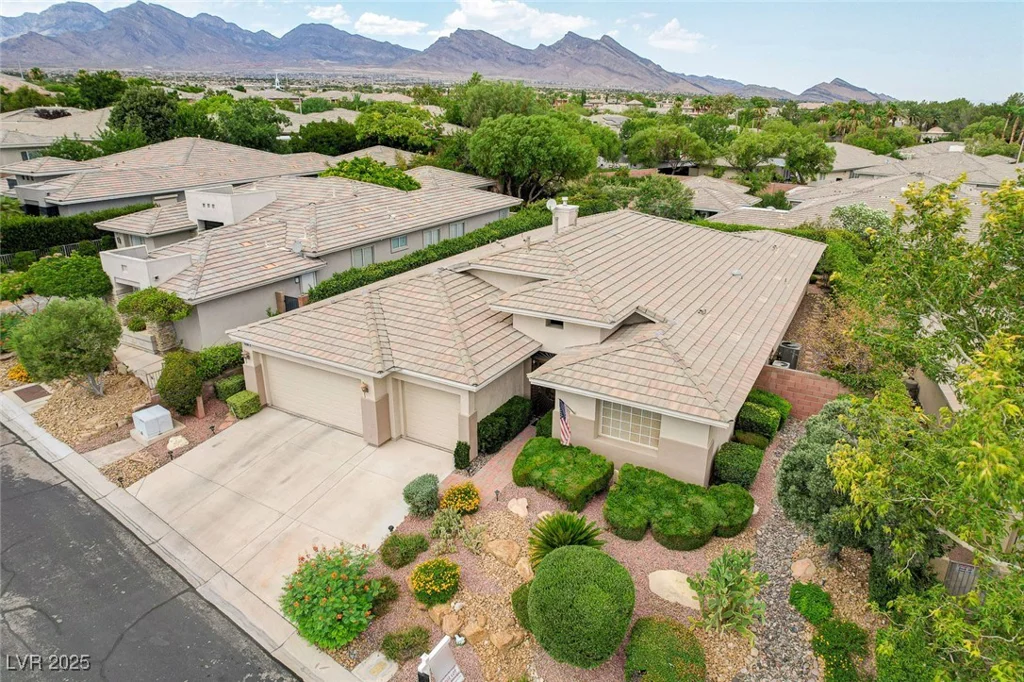 10308 Wellside Hill, Las Vegas, NV 89145