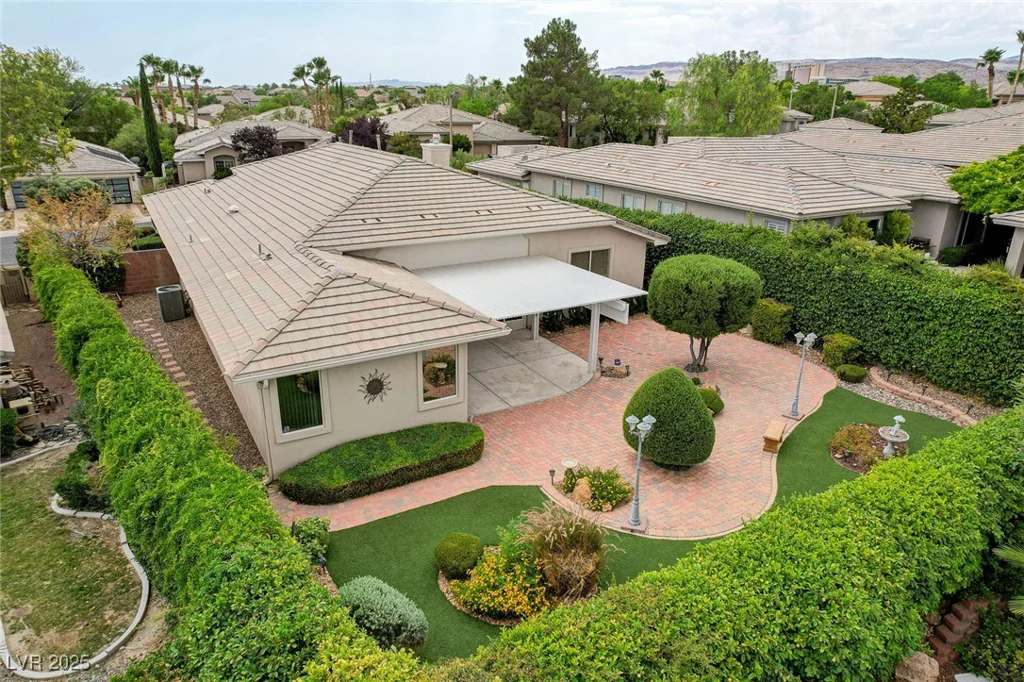 10308 Wellside Hill, Las Vegas, NV 89145
