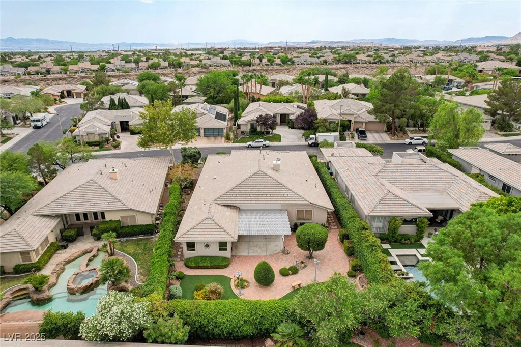 10308 Wellside Hill, Las Vegas, NV 89145