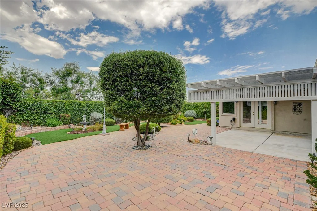 10308 Wellside Hill, Las Vegas, NV 89145