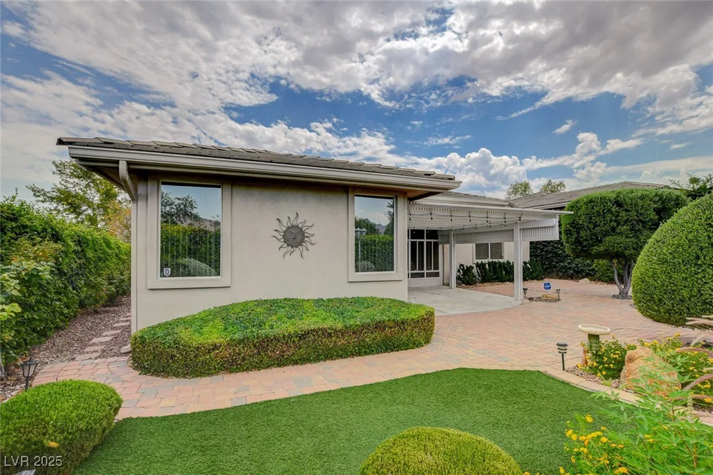 10308 Wellside Hill, Las Vegas, NV 89145
