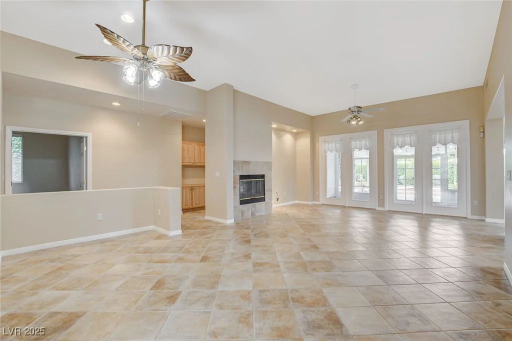 10308 Wellside Hill, Las Vegas, NV 89145