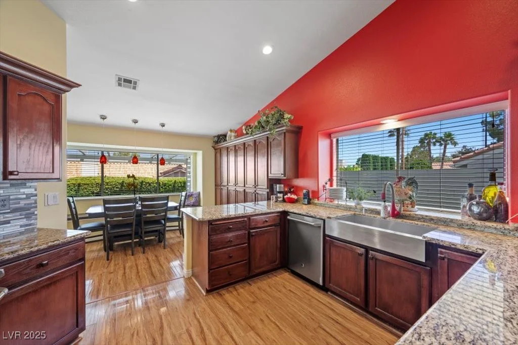2408 Sunset Beach, Las Vegas, NV 89128