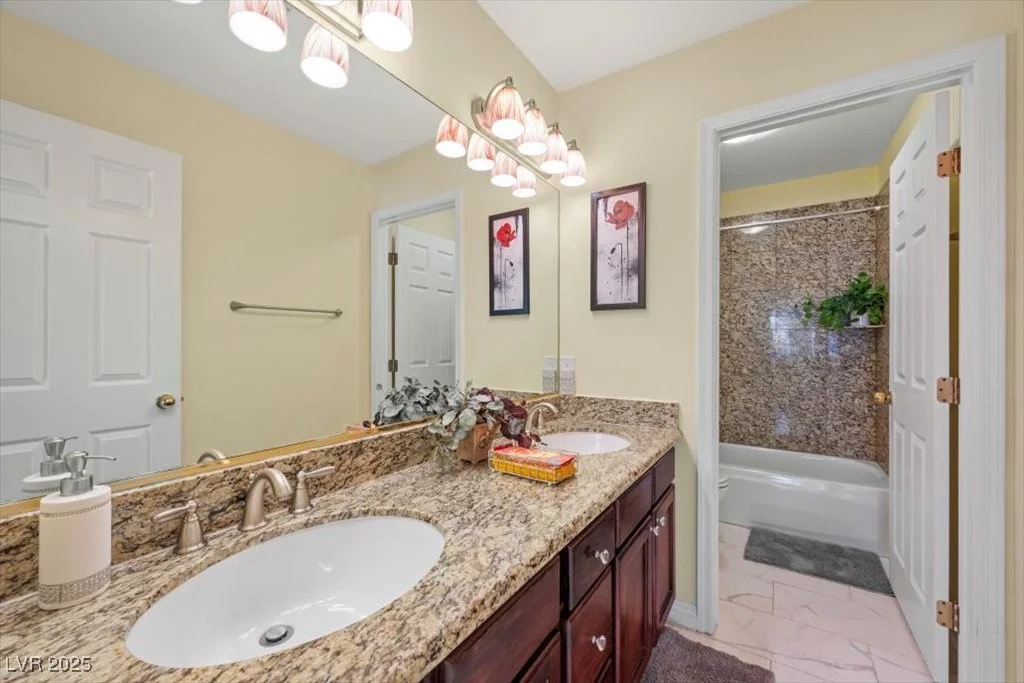 2408 Sunset Beach, Las Vegas, NV 89128