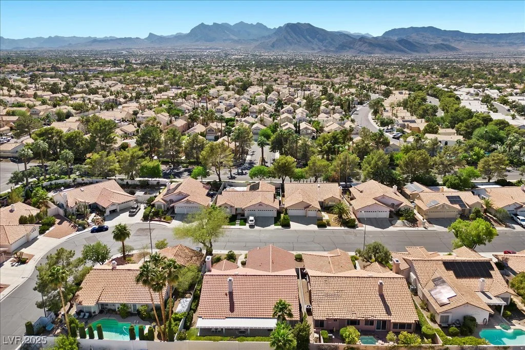 2408 Sunset Beach, Las Vegas, NV 89128