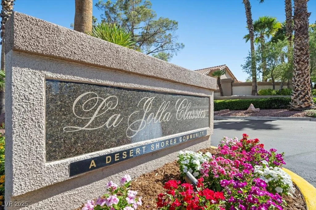 2408 Sunset Beach, Las Vegas, NV 89128