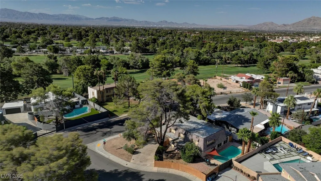 2095 Mohigan, Las Vegas, NV 89169