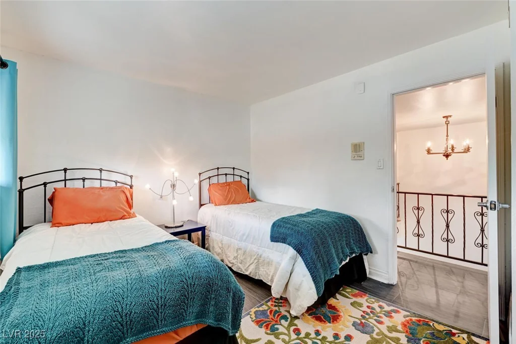 2095 Mohigan, Las Vegas, NV 89169