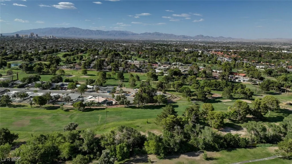 2095 Mohigan, Las Vegas, NV 89169