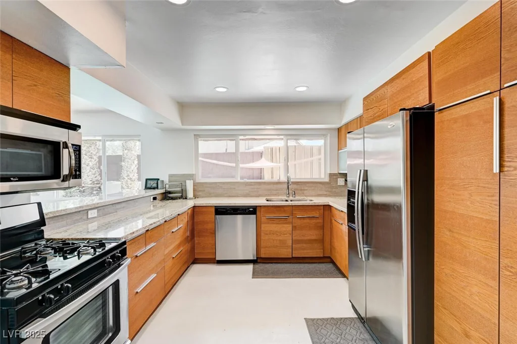2095 Mohigan, Las Vegas, NV 89169