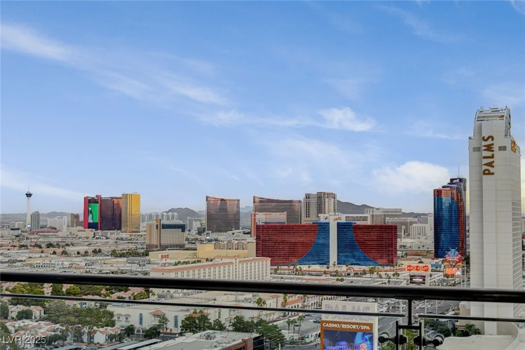 4381 Flamingo, Las Vegas, NV 89103
