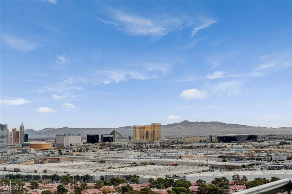 4381 Flamingo, Las Vegas, NV 89103