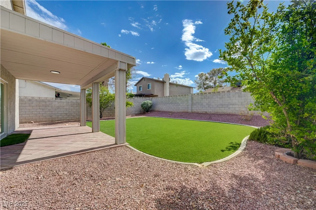730 Arrowhead, Henderson, NV 89002