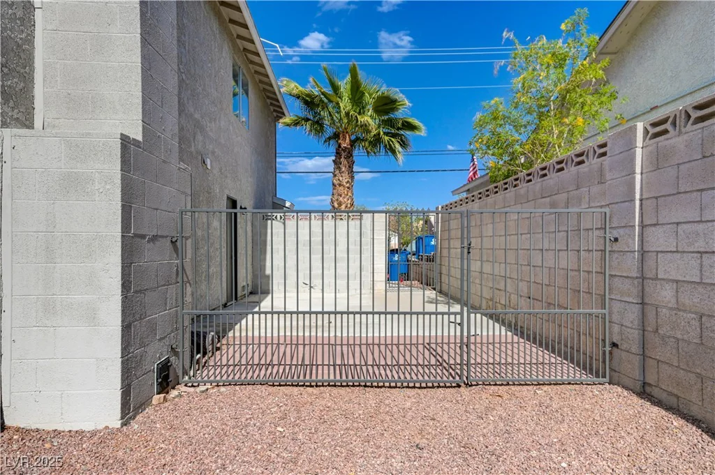730 Arrowhead, Henderson, NV 89002