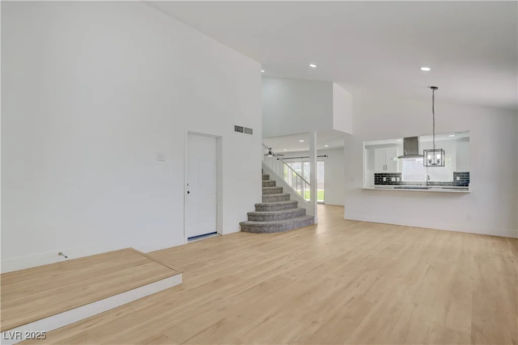 730 Arrowhead, Henderson, NV 89002