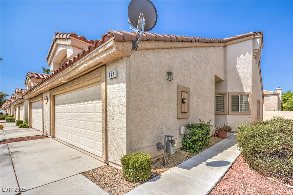 855 Stephanie, Henderson, NV 89014