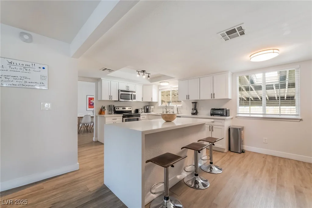 5676 Birchwood, Las Vegas, NV 89120