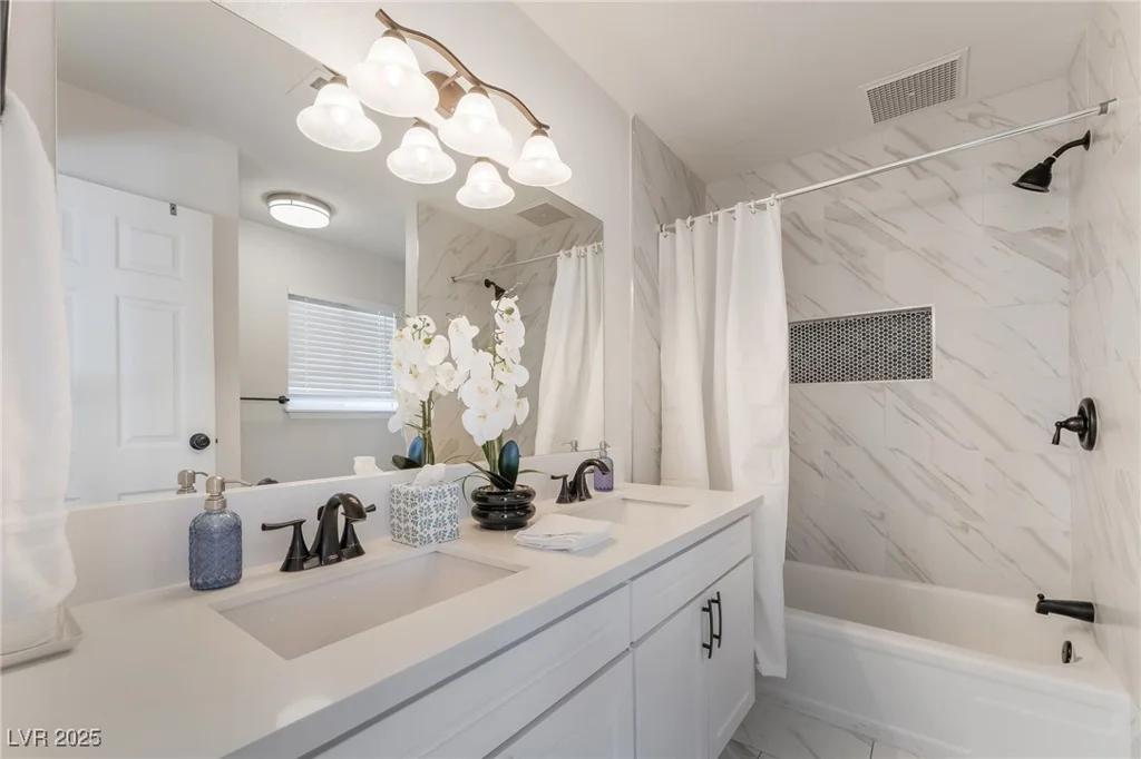 5676 Birchwood, Las Vegas, NV 89120