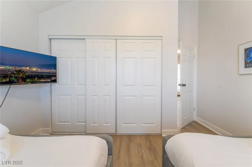 5676 Birchwood, Las Vegas, NV 89120