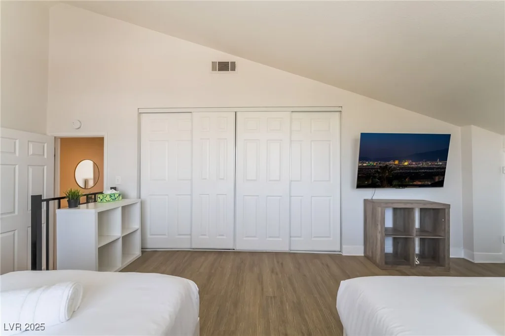 5676 Birchwood, Las Vegas, NV 89120