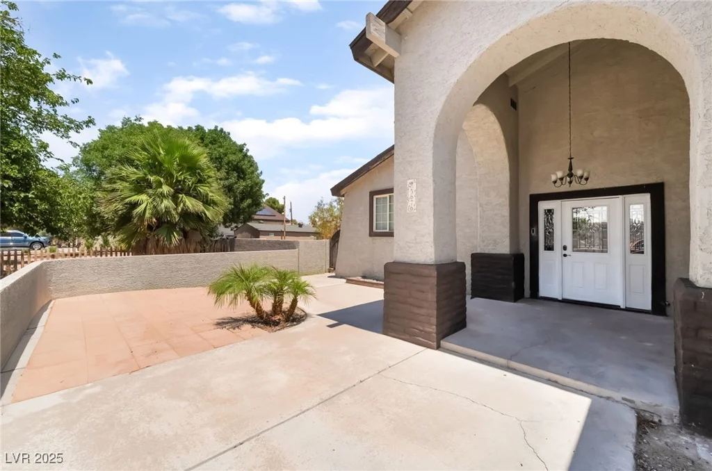 5676 Birchwood, Las Vegas, NV 89120