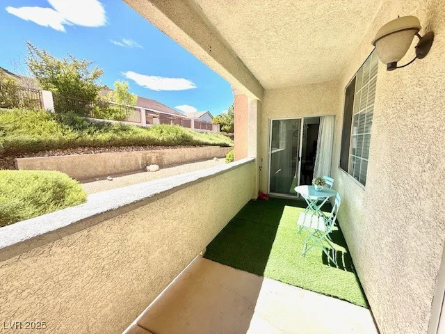 10245 King Henry, Las Vegas, NV 89144