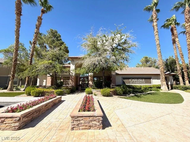 10245 King Henry, Las Vegas, NV 89144