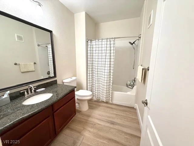 10245 King Henry, Las Vegas, NV 89144