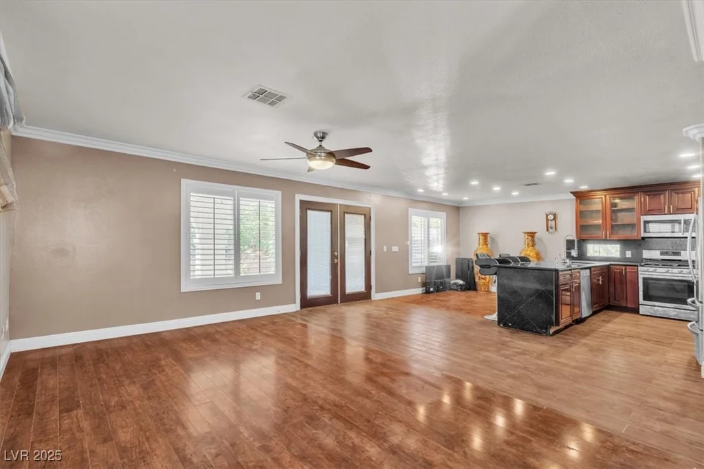 9419 Santa Fe Rose, Las Vegas, NV 89123