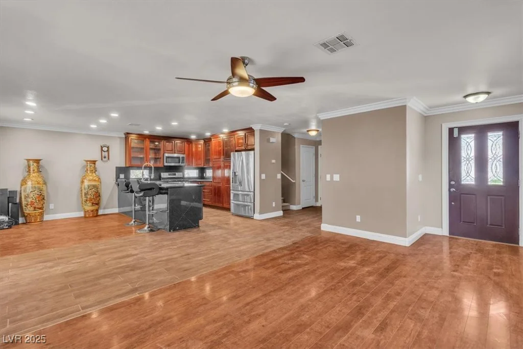 9419 Santa Fe Rose, Las Vegas, NV 89123