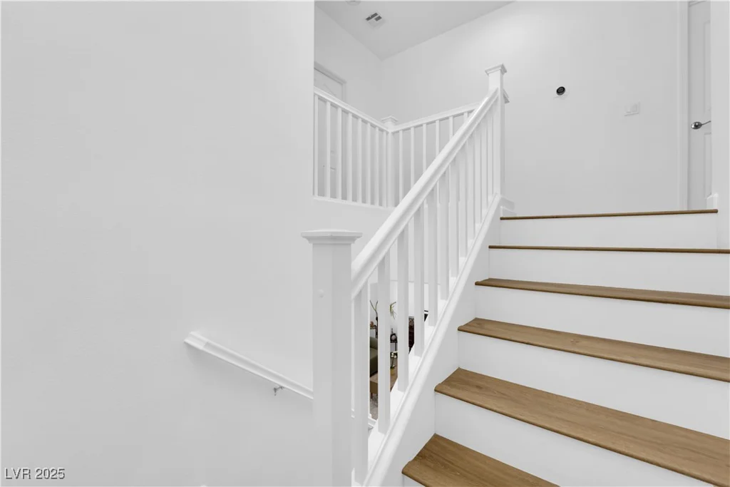 9830 Venus Lake, Las Vegas, NV 89178