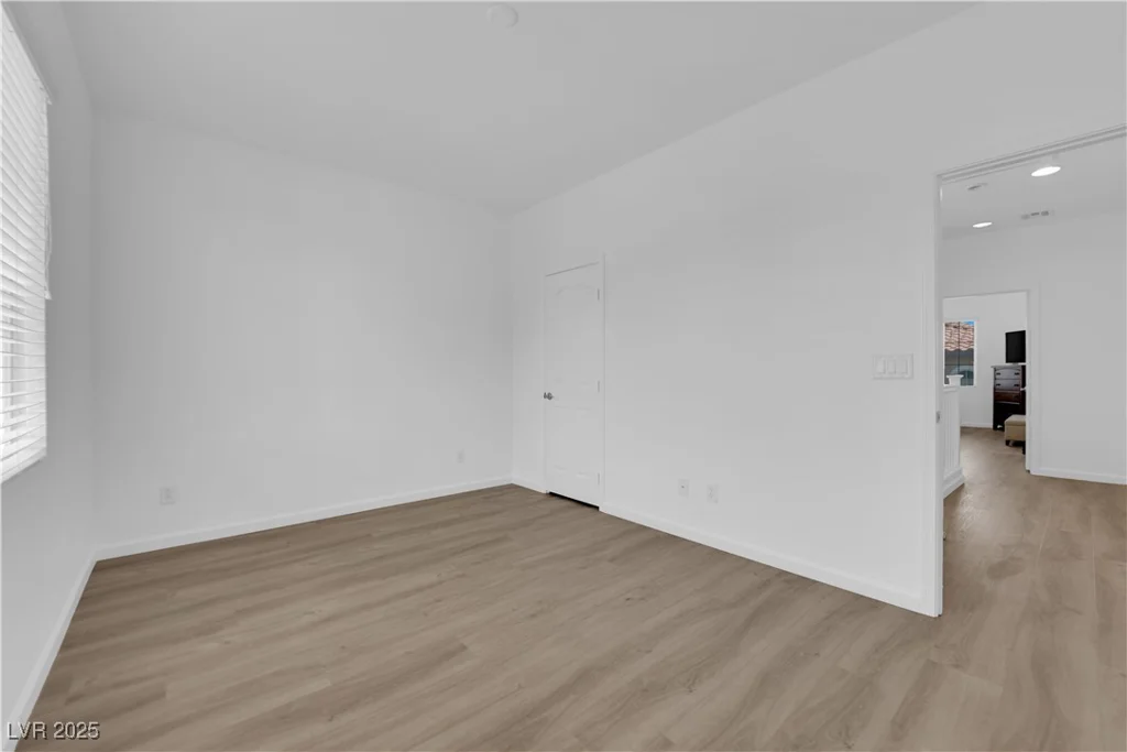 9830 Venus Lake, Las Vegas, NV 89178
