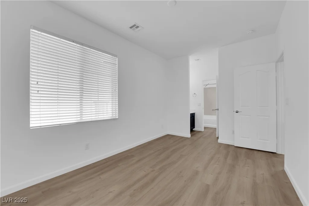 9830 Venus Lake, Las Vegas, NV 89178