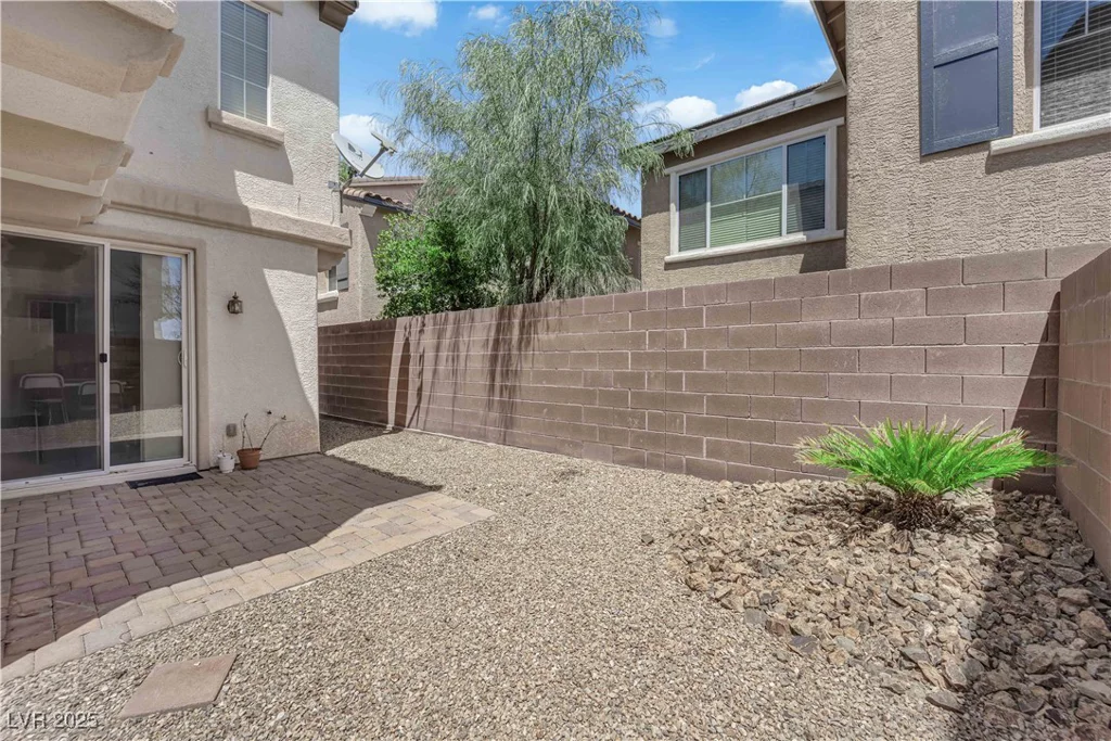 9830 Venus Lake, Las Vegas, NV 89178