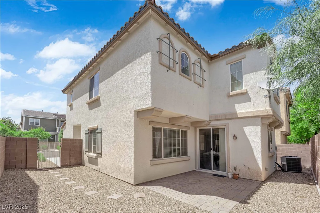 9830 Venus Lake, Las Vegas, NV 89178