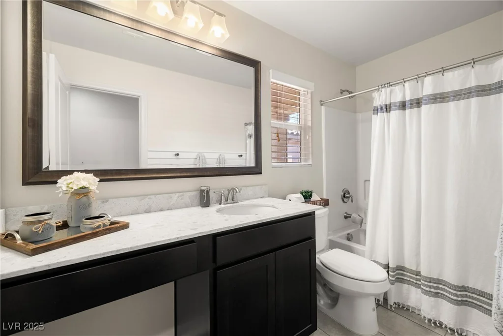 737 Kibbey, Las Vegas, NV 89178